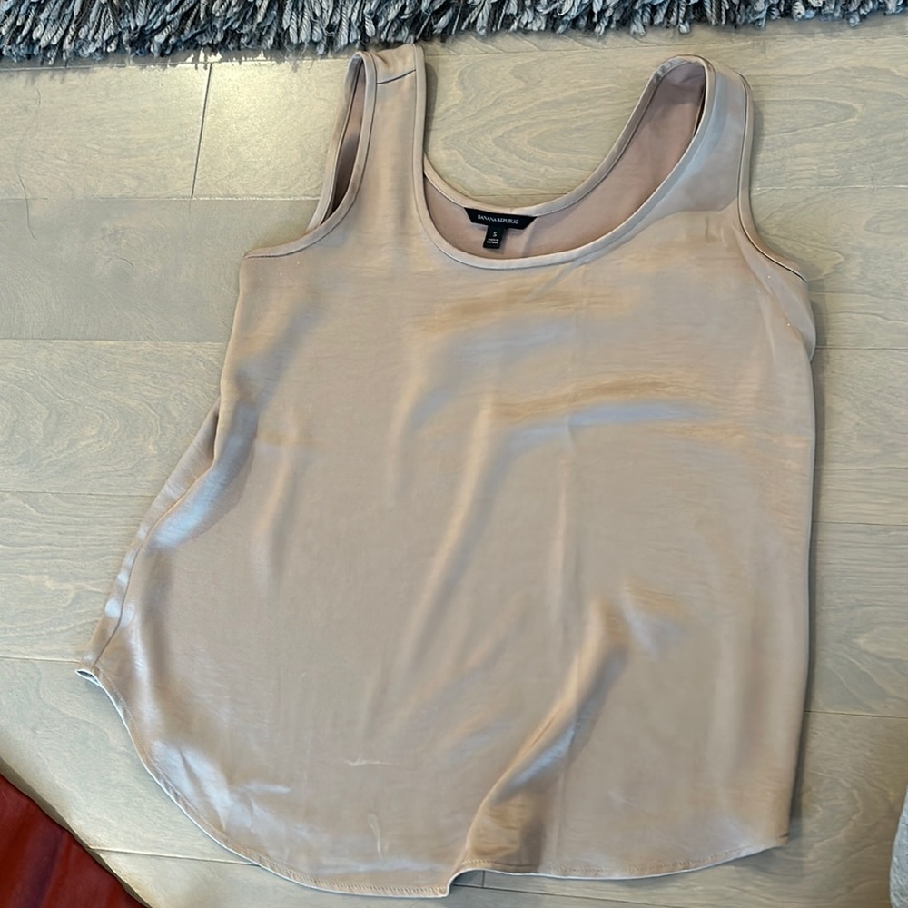 Banana republic satin top - small and med avail